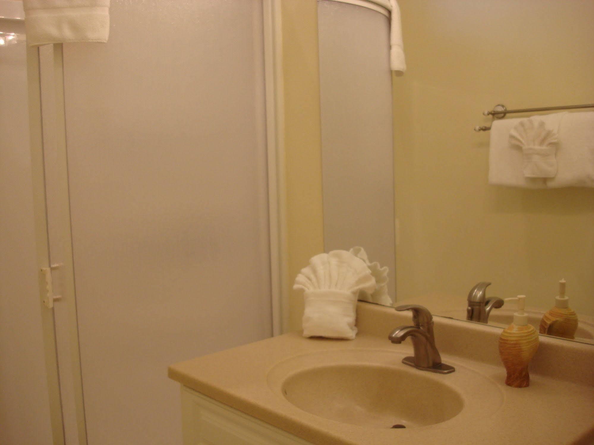 Maui Beach House B & B Kahana Dış mekan fotoğraf