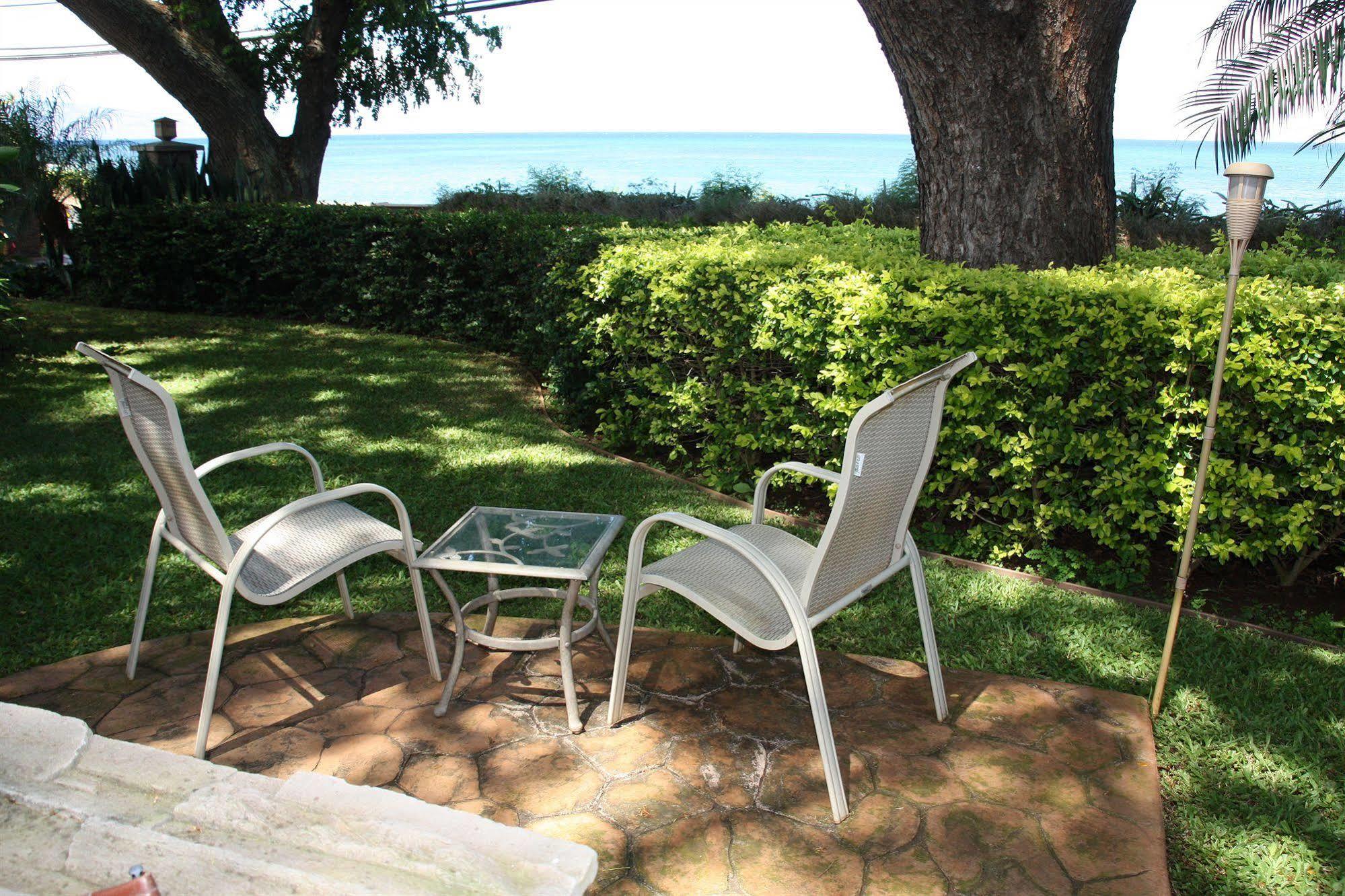 Maui Beach House B & B Kahana Dış mekan fotoğraf